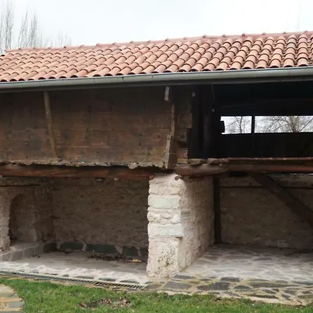 Cavdarhisar House